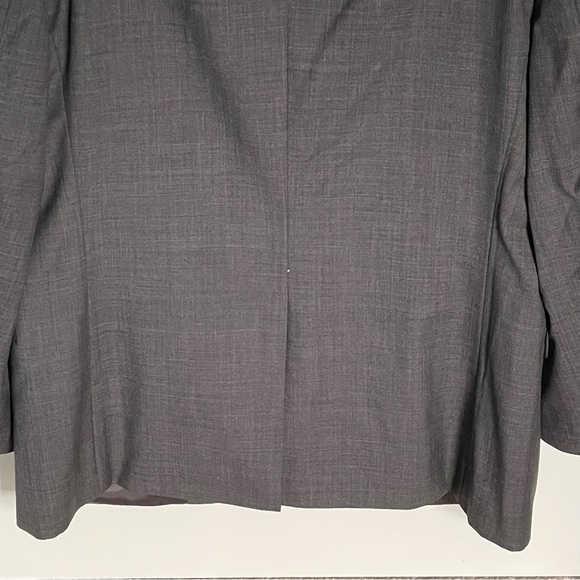 Lauren Ralph Lauren Gray Wool 2 Button Sport Coat Blazer Suit Jacket - 47125 - Picture 8 of 14